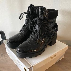 Croc-Pattered Black Boots